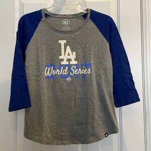 ‘47 2017 World Series Los Angeles Dodgers women’s medium gray 3/4 sleeve t-shirt
